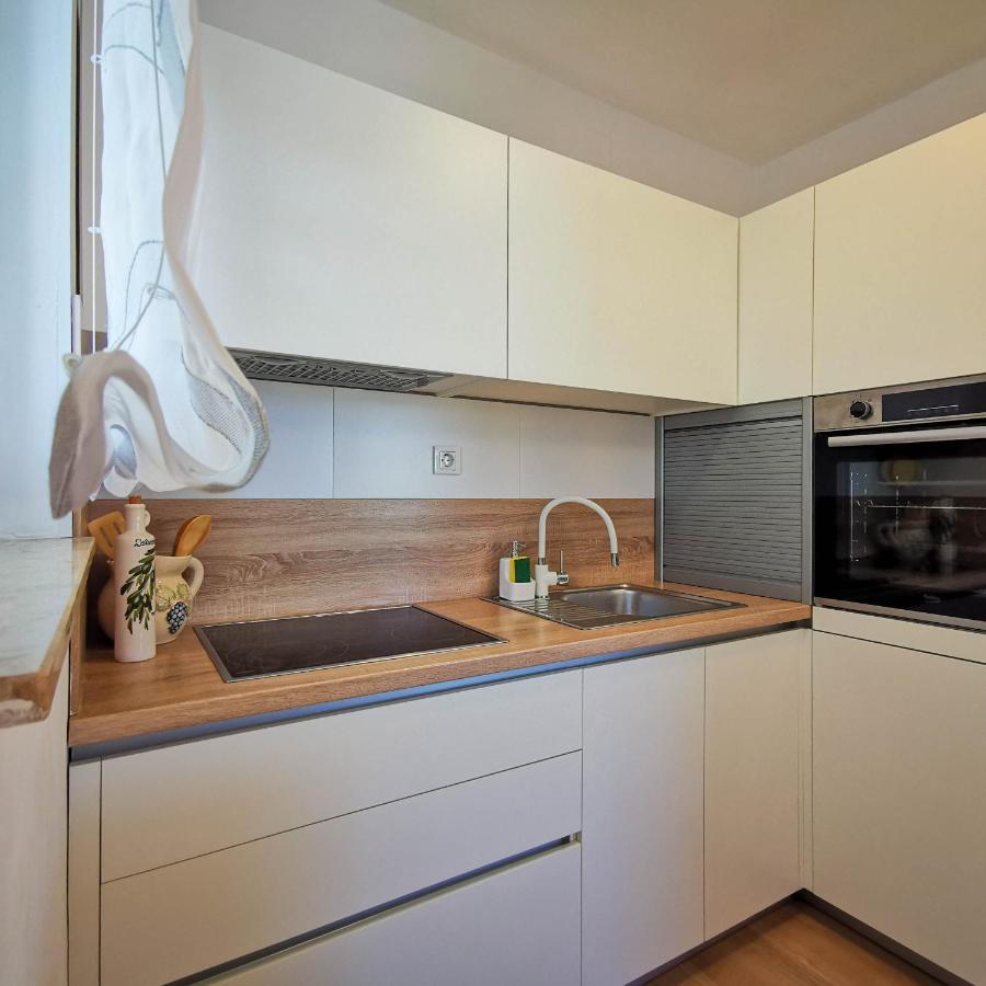 Apartment Ližnjan מראה חיצוני תמונה